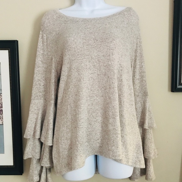 sweater | 3 Tiered Ruffle Sleeves | top| Size M - Picture 6 of 13